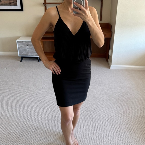 H&M Black pencil skirt with pockets - Picture 9 of 11